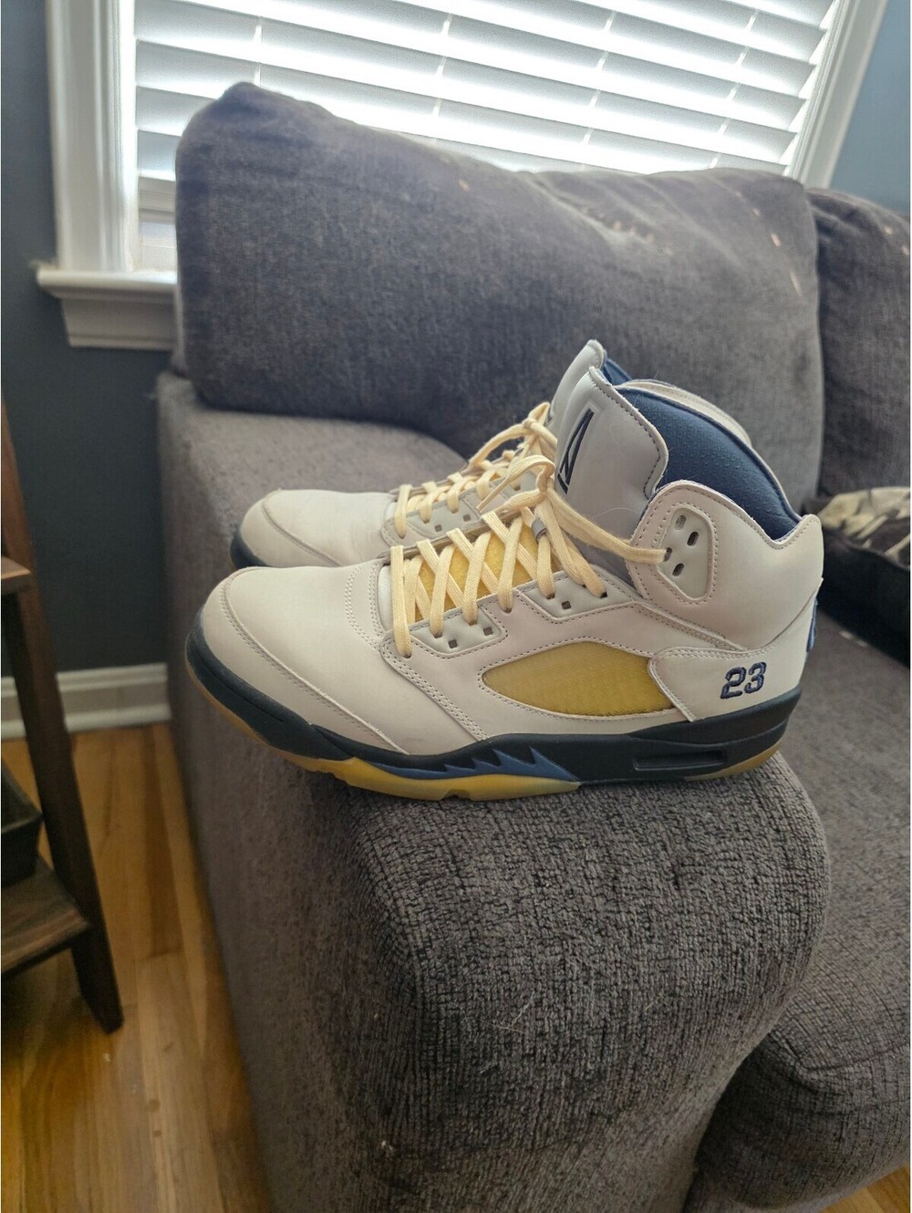 Jordan 5 A Ma Maniere “Dawn”  Men's 11